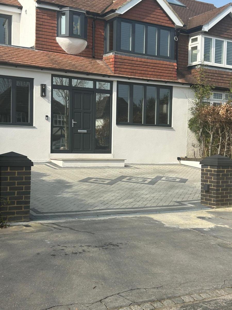 Charcoal block paving driveway